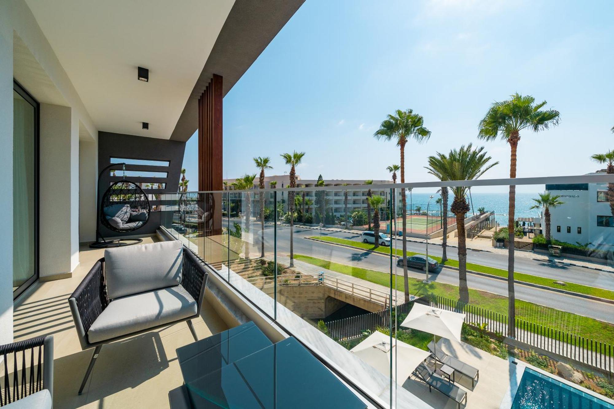 Waterside Sea View Apartments Paphos Bilik gambar