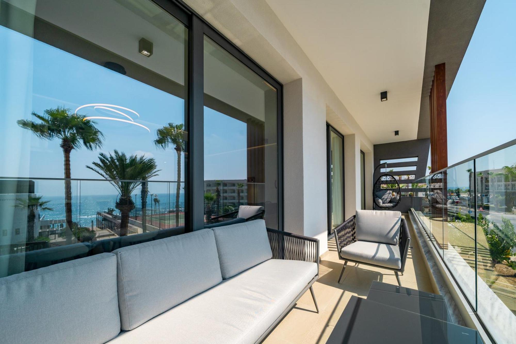 Waterside Sea View Apartments Paphos Bilik gambar