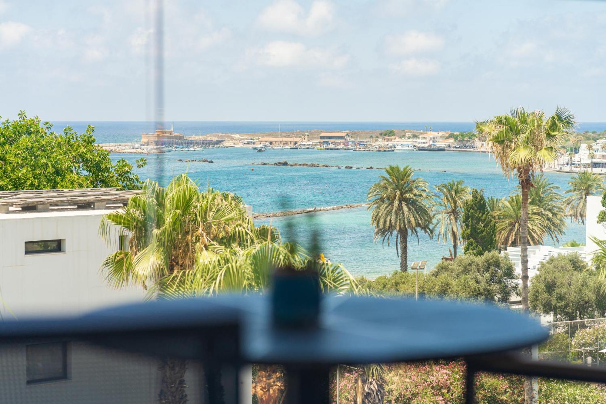 Waterside Sea View Apartments Paphos Luaran gambar